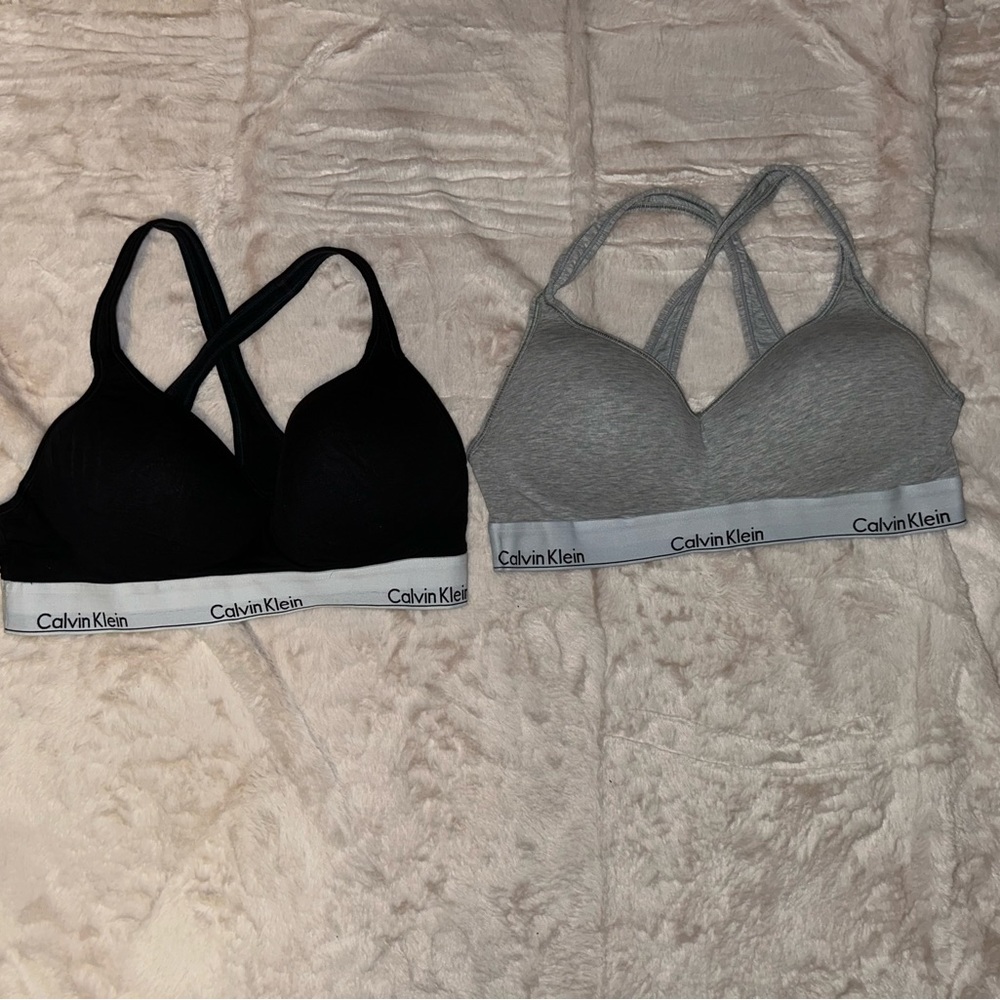 Calvin Klein set of two sports bras